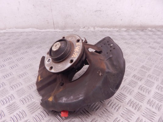 Ступица передняя правая BMW 3-series (E46) 31 21 1 096 430