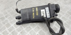 Бачок расширительный BMW 5-series (E39) Бачок расширительный BMW 5-series (E39)