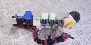 Блок предохранителей BMW X5-series (E53) 61 13 8 383 720