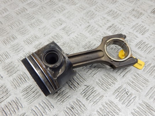 Поршень BMW X3-series (E83) 11 25 7 792 745