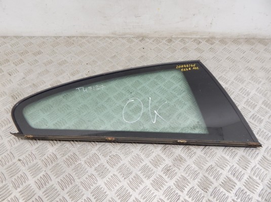 Стекло кузовное боковое левое BMW 6-series (E63/E64) Стекло кузовное боковое левое BMW 6-series (E63/E64)