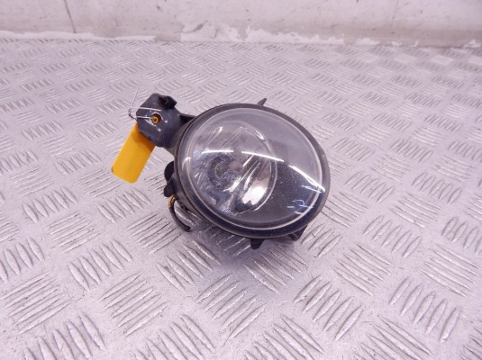 Фара противотуманная правая BMW 1-series (E87) 63 17 6 924 656