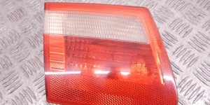 Фонарь крышки багажника левый BMW 3-series (E46) 63 21 8 368 759