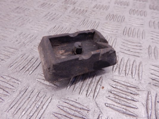 Опора под домкрат (поддомкратная подушка) BMW X5-series (E53) 51 71 7 001 650