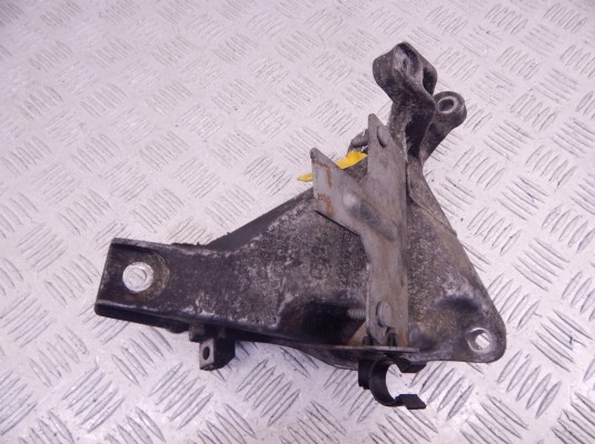 Кронштейн двигателя BMW 3-series (E90/91/92) 22 11 6 760 309