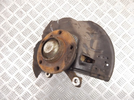 Ступица передняя левая BMW 3-series (E46) 31 21 1 096 429