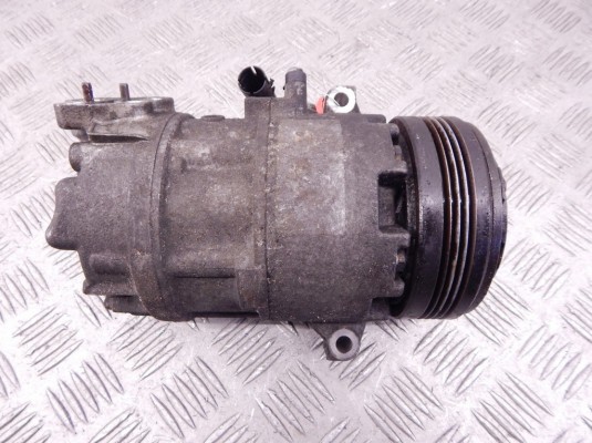 Компрессор кондиционера BMW 3-series (E46) 64 52 6 905 643