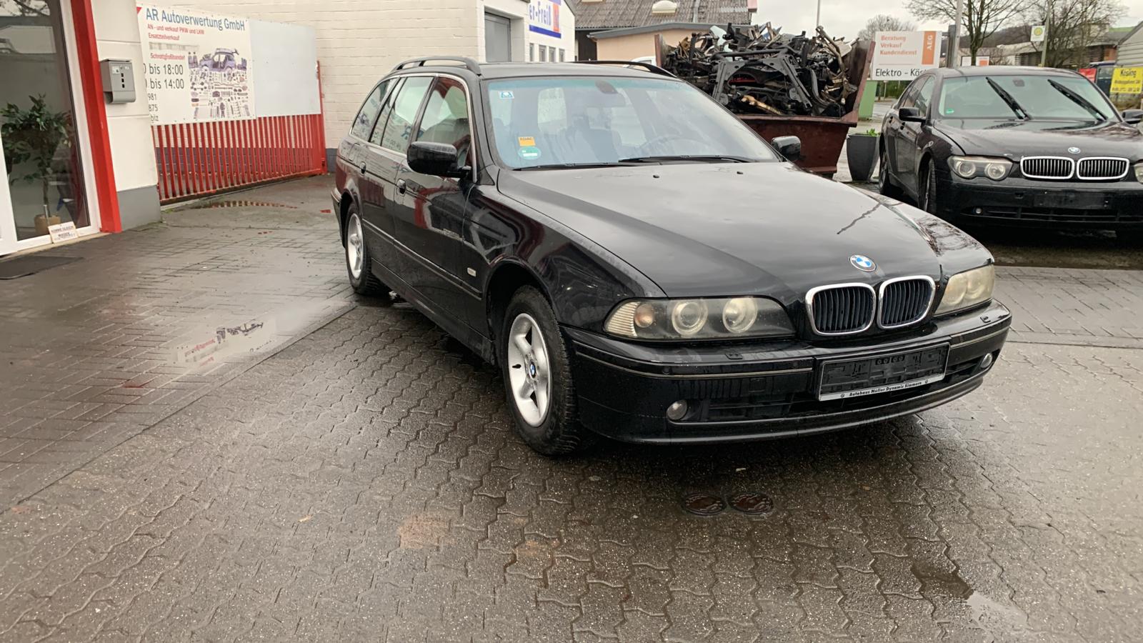 Стойка передняя правая BMW 5-series (E39)