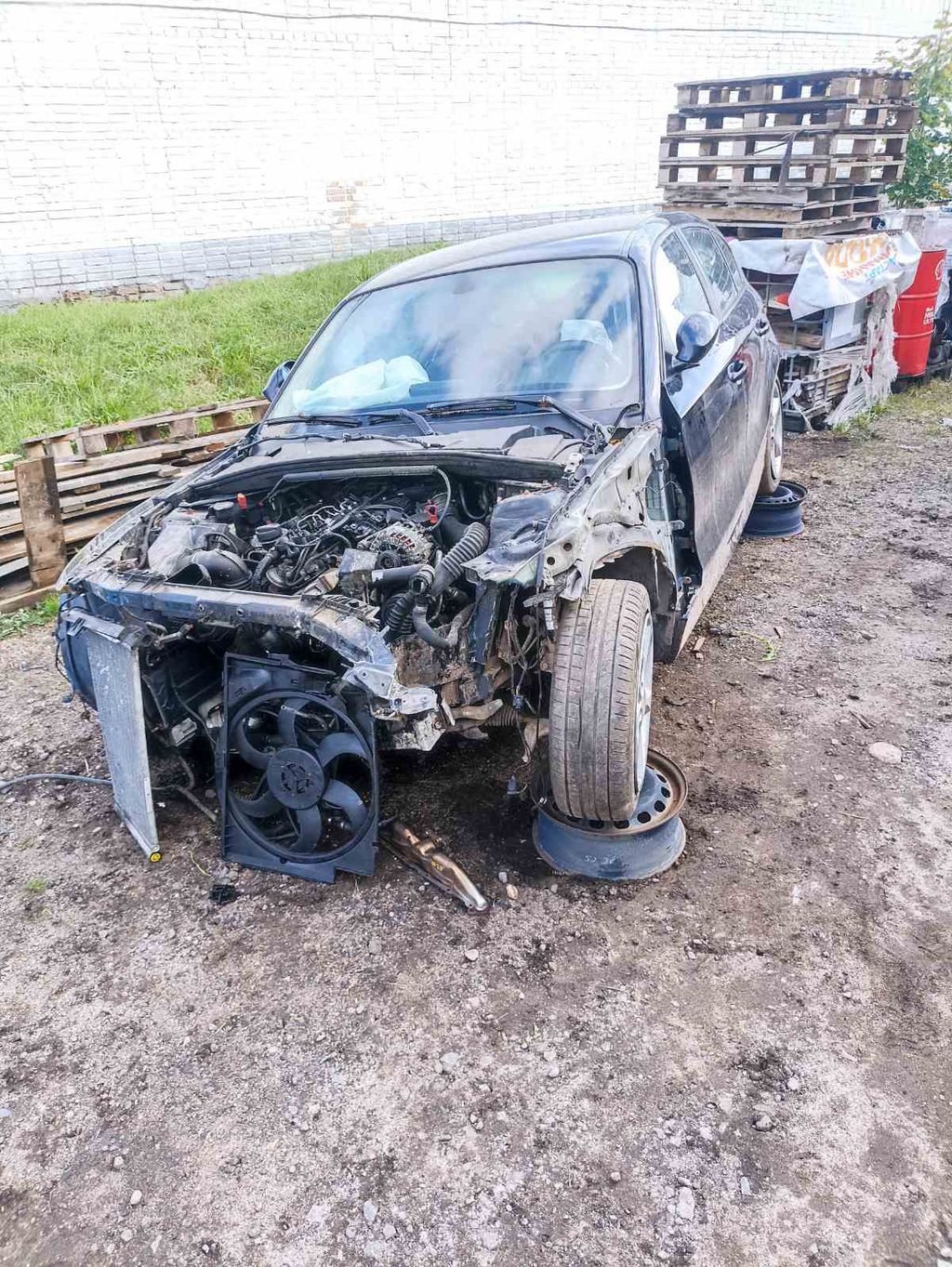 Ручка открывания багажника BMW 1-series (E87) 51 24 7 207 933