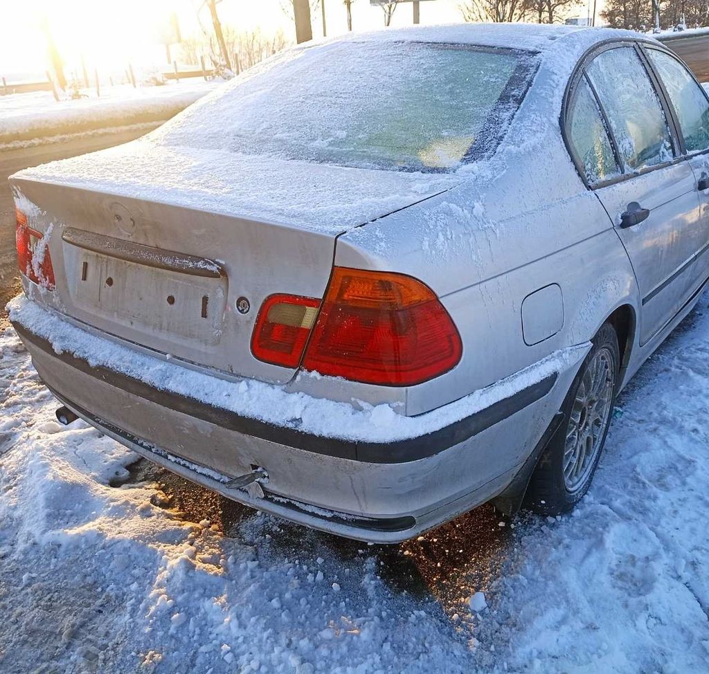 Вещевой ящик центральной консоли BMW 3-series (E46) 51 16 8 196 115