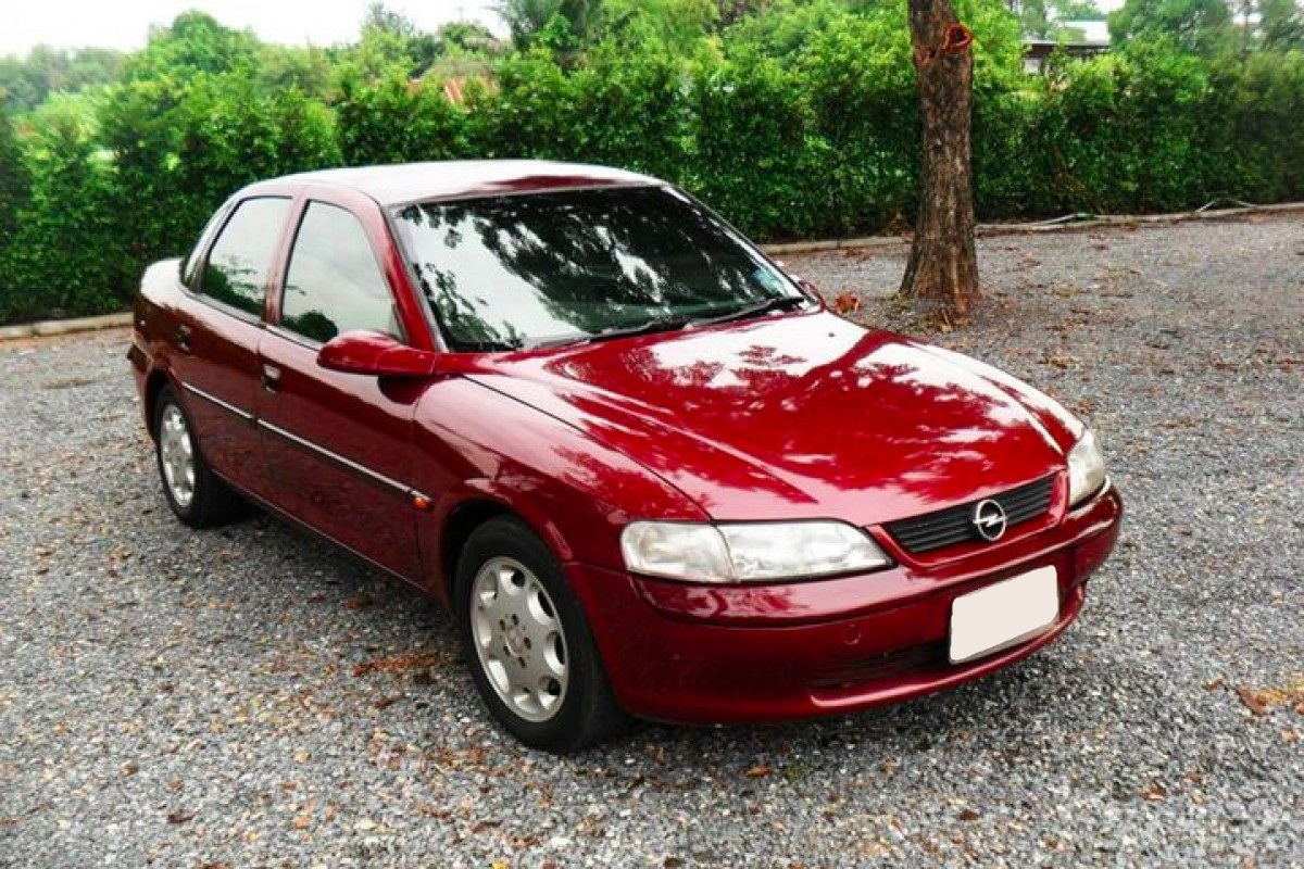 Автомобиль вектра б. Opel Vectra 2.0 1997. Опель Вектра б 1999. Opel Vectra b 1998. Опель Вектра 3 поколения.