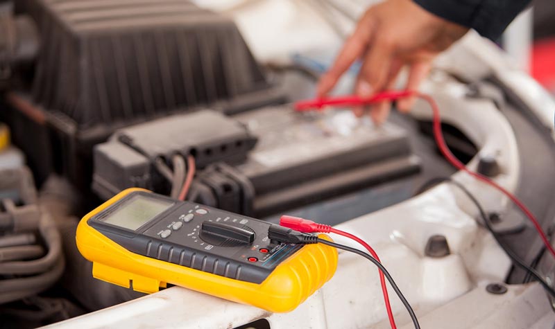 Почему мутнеет электролит в аккумуляторе и чем это грозит?